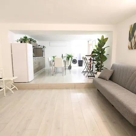 Apartment Bamboo Pastorelli *