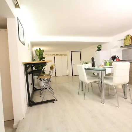 Apartment Bamboo Pastorelli Milan